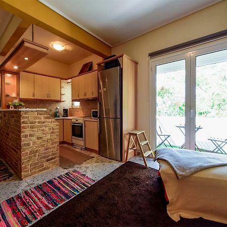 Appartement Warm Cozy & Quiet à Athènes Extérieur photo