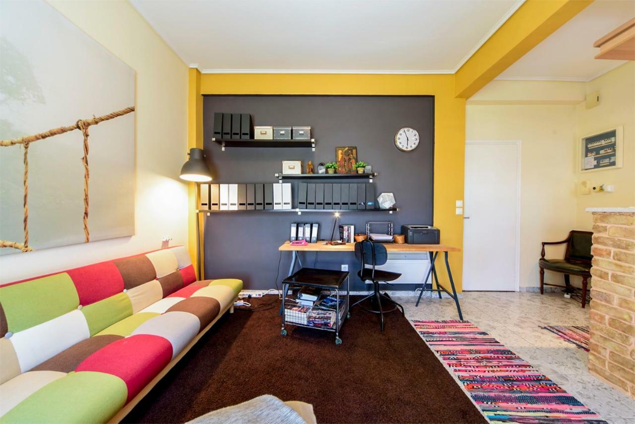 Appartement Warm Cozy & Quiet à Athènes Extérieur photo
