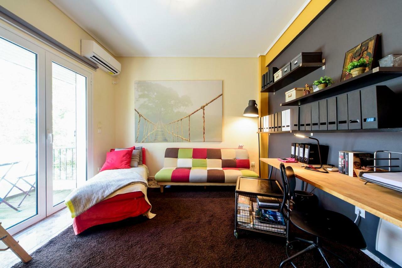 Appartement Warm Cozy & Quiet à Athènes Extérieur photo