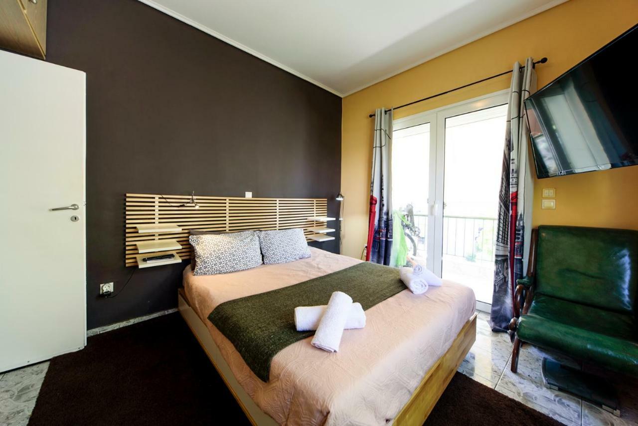 Appartement Warm Cozy & Quiet à Athènes Extérieur photo
